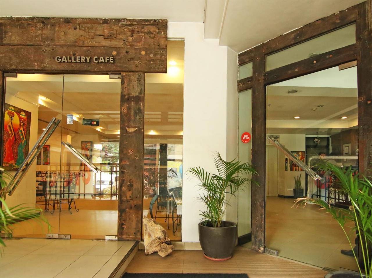 Oyo 103 Artina Suites Hotel Makati City Eksteriør bilde