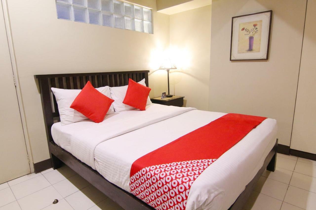 Oyo 103 Artina Suites Hotel Makati City Eksteriør bilde