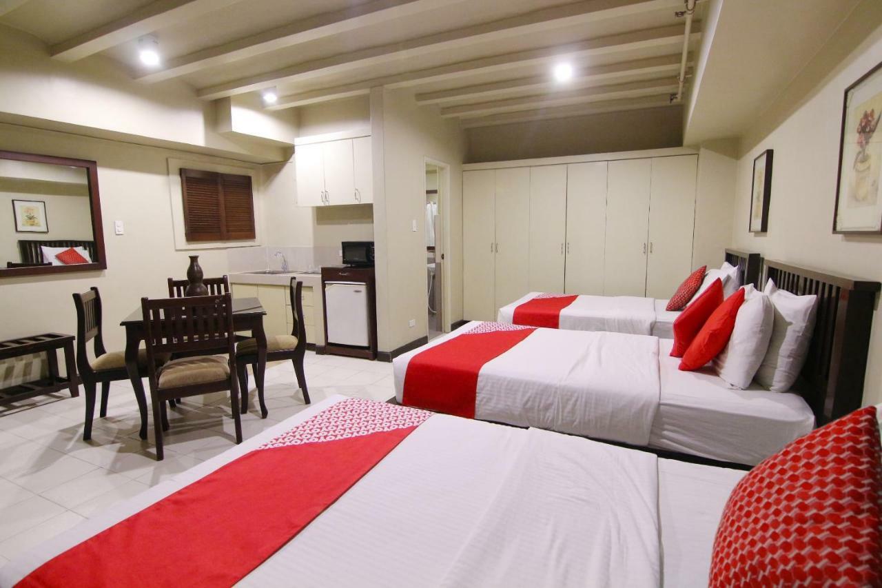 Oyo 103 Artina Suites Hotel Makati City Eksteriør bilde