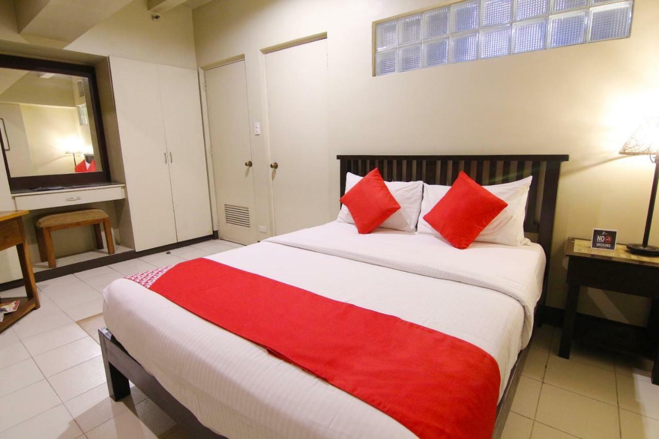 Oyo 103 Artina Suites Hotel Makati City Eksteriør bilde