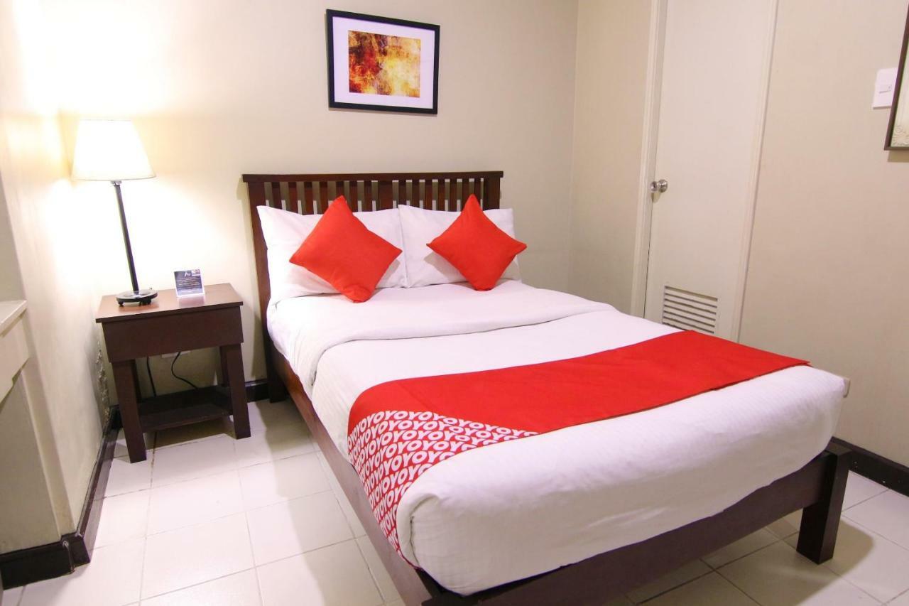 Oyo 103 Artina Suites Hotel Makati City Eksteriør bilde