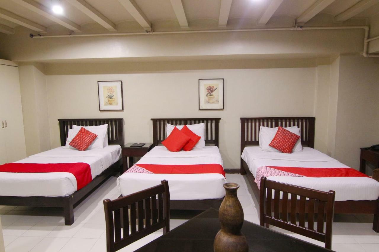 Oyo 103 Artina Suites Hotel Makati City Eksteriør bilde